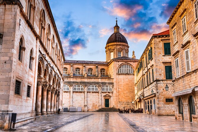 Dubrovnik Scavenger Hunt and Highlights Self Guided Audio Tour - Saint Blaise and the Heart of the Old Town