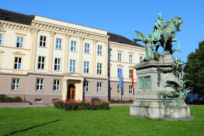 Düsseldorf Scavenger Hunt and Highlights Self Guided Audio Tour - St. Lambertus and the city’s 1288 story