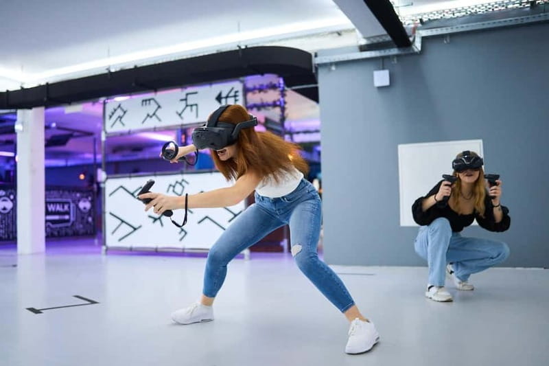 Düsseldorf: Virtual Reality Escape Game - Shared VR Rather Than a Solo Screen Game