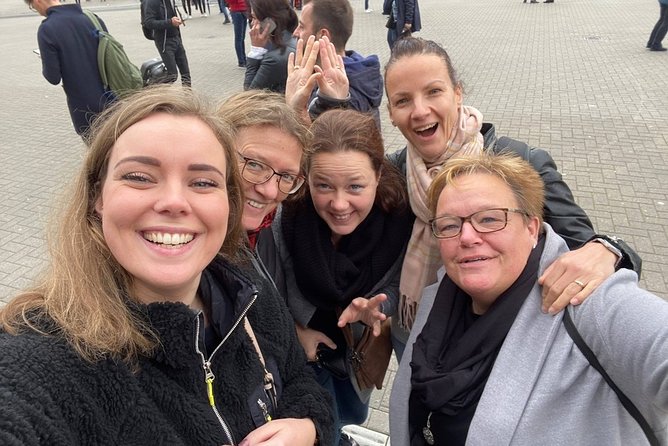 e-Scavenger hunt Arnhem: Explore the city at your own pace - Rozet, where art and culture meet daily life