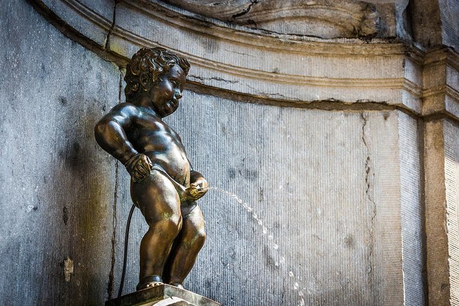 e-Scavenger hunt Brussels: Explore the city at your own pace - From the Town Hall to Manneken Pis