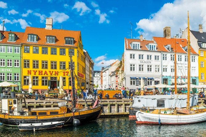 e-Scavenger hunt Copenhagen: Explore the city at your own pace - Price, timing, and who gets the best value