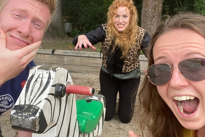 e-Scavenger hunt Emmen: Explore the city at your own pace - Two hunebeds connect Emmen with prehistoric stone monuments