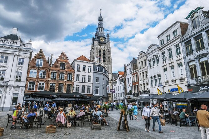 e-Scavenger hunt Kortrijk: Explore the city at your own pace - Towers, defenses, and the Lys connection