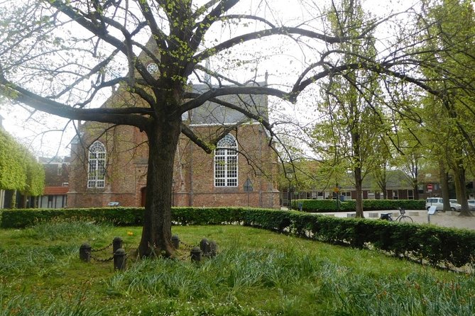 e-Scavenger hunt Leeuwarden: Explore the city at your own pace - The 11Fountains and the museums of Leeuwarden