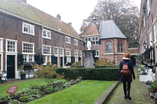 e-Scavenger hunt Leiden: Explore the city at your own pace - Starting at Morsstraat and reaching the old center