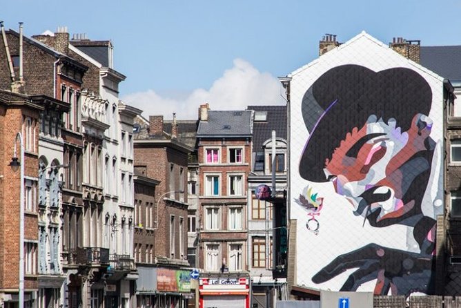 e-Scavenger hunt Liège: Explore the city at your own pace - Place Saint-Lambert and the heart of old Liège