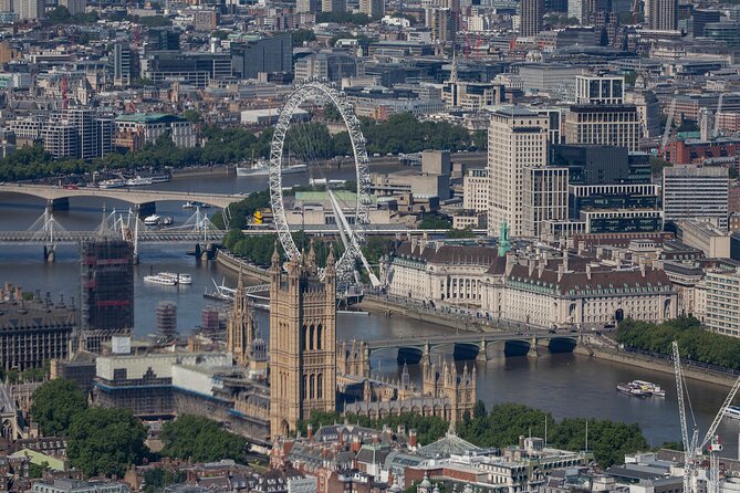 e-Scavenger Hunt London: Explore the City at Your Own Pace - Trafalgar Square, the National Gallery, and Piccadilly Circus