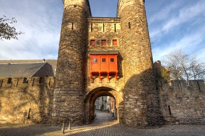 e-Scavenger hunt Maastricht: Explore the city at your own pace - How the Maastricht city game works