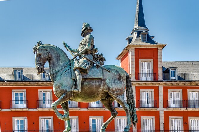 e-Scavenger hunt Madrid: Explore the city at your own pace - Pedro Calderón de la Barca and Federico García Lorca