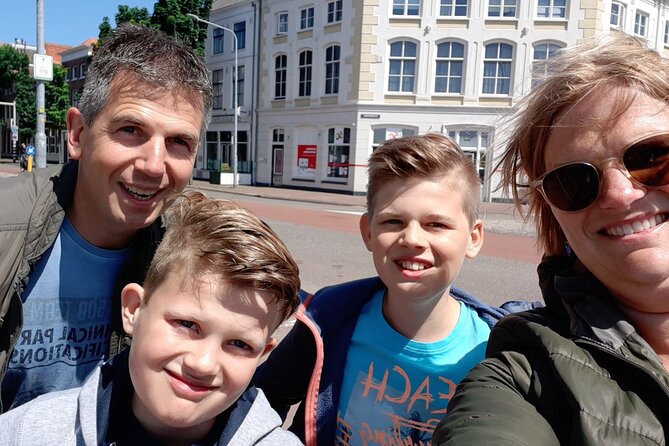 e-Scavenger hunt Middelburg: Explore the city at your own pace - A self-guided way to meet Middelburg