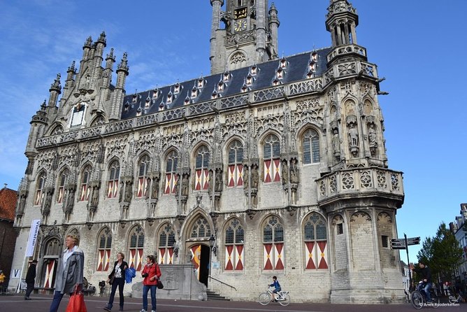 e-Scavenger hunt Middelburg: Explore the city at your own pace - The route from the Lange Jan to the Koorkerk
