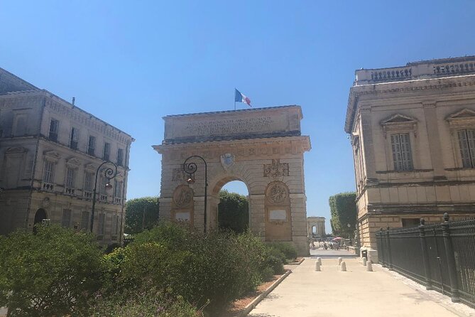 e-Scavenger hunt Montpellier: Explore the city at your own pace - Starting at Place de la Comédie