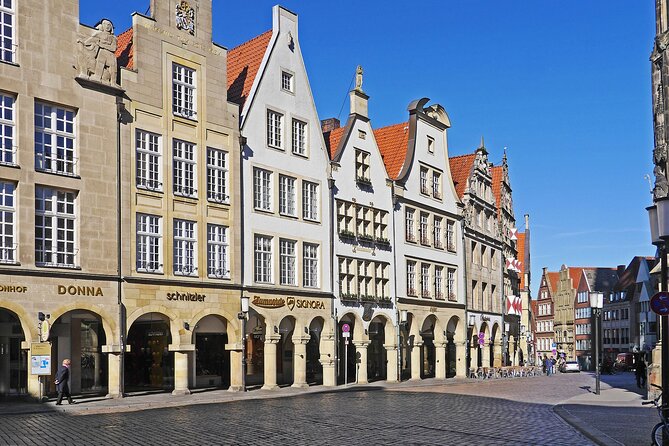 e-Scavenger hunt Münster: Explore the city at your own pace - The cathedral and Peace Hall set the tone