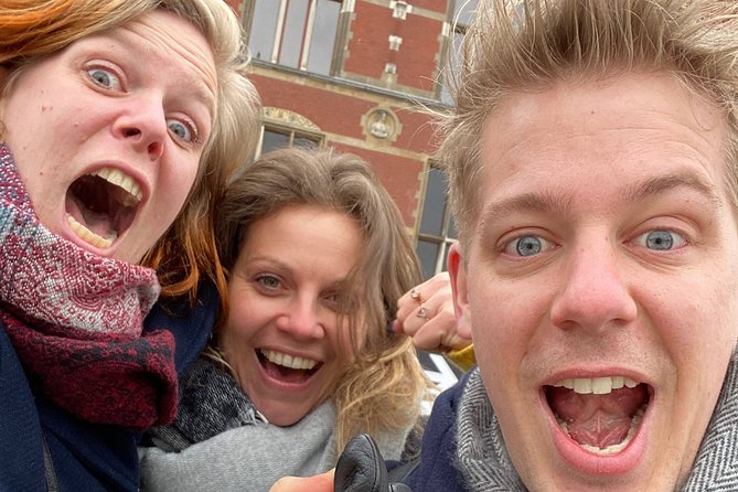 e-Scavenger hunt Rotterdam: Explore the city at your own pace - Food, shopping, and small discoveries