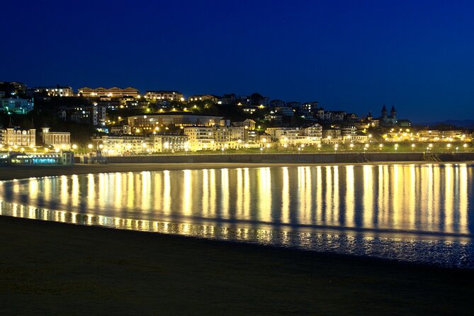 e-Scavenger hunt San Sebastián: Explore the city at your own pace - Bridges over the Urumea River