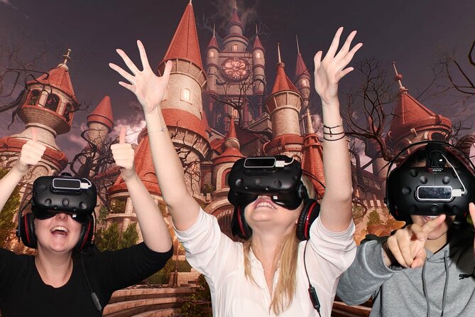 Entermission Melbourne - 60min Virtual Reality Escape Rooms - Choosing between free-roam, seated VR, and Maui’s Treasure