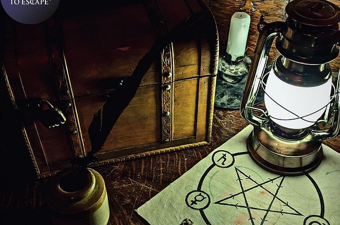 Epic Escape Room Adventure to Save King’s Landing in Belfast - Saving King’s Landing in one Belfast hour