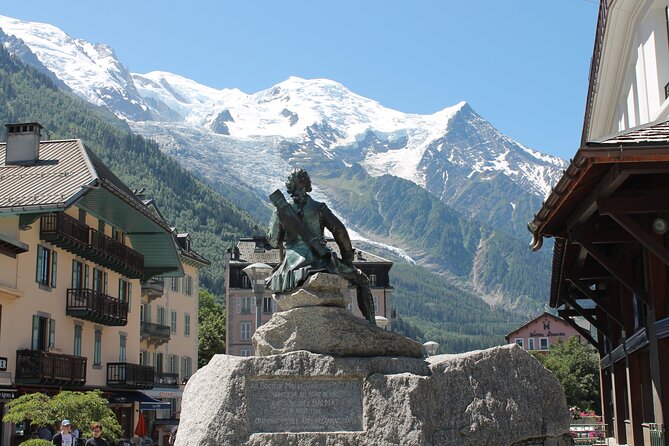 Escape Game in the streets of Chamonix - Starting at Place du Mont-Blanc