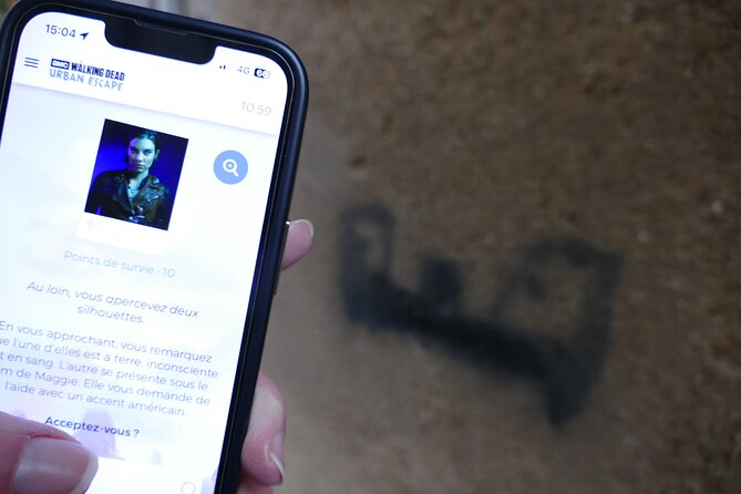 Escape Game outdoor The Walking Dead in Lyon - Meeting Rick, Daryl, and Maggie through the app