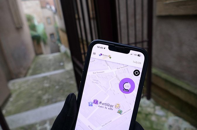 Escape Game Outdoor Theme Magic Team in Neuchâtel - The smartphone is your guide