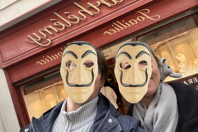 Escape Game Outdoor Theme Team Heist in Nancy - Starting at Place de la Carrière
