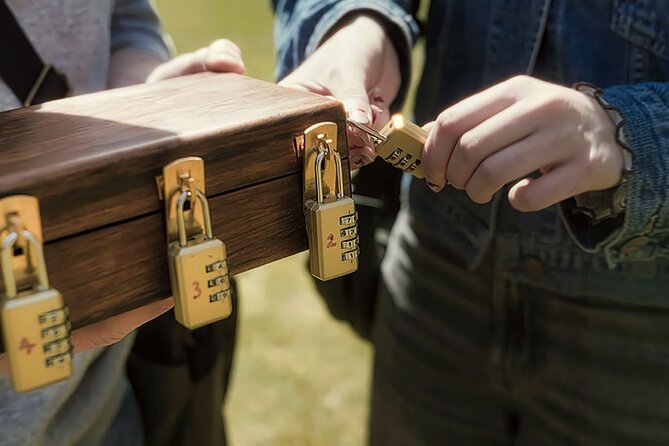 Escape Old Edinburgh with a Thrilling Outdoor Puzzle Trail - Who will enjoy it most