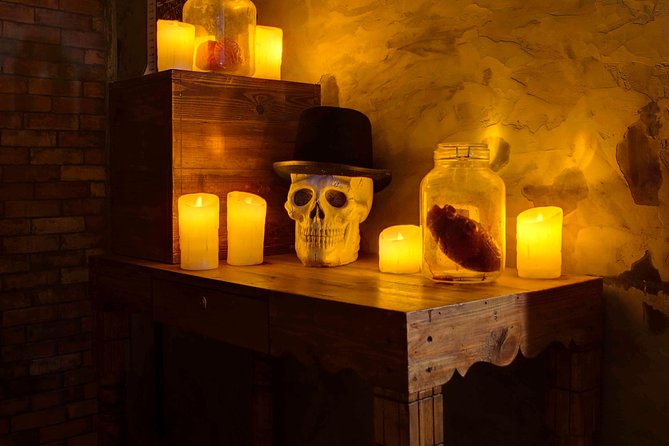 Escape Room: Escape Hunt Dubai - Jack The Ripper - Arriving at Galleria Mall Al Wasl