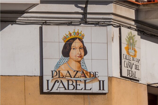 Escape the Inquisition in Madrid Exploration Game - From Calle de San Bernardo to Isabel la Católica