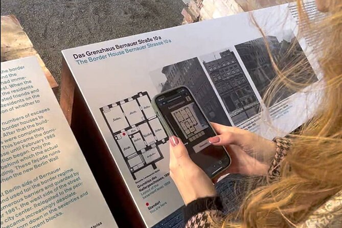 Escaping and spying on the Berlin Wall Scavenger hunt - Weather, timing, and group size
