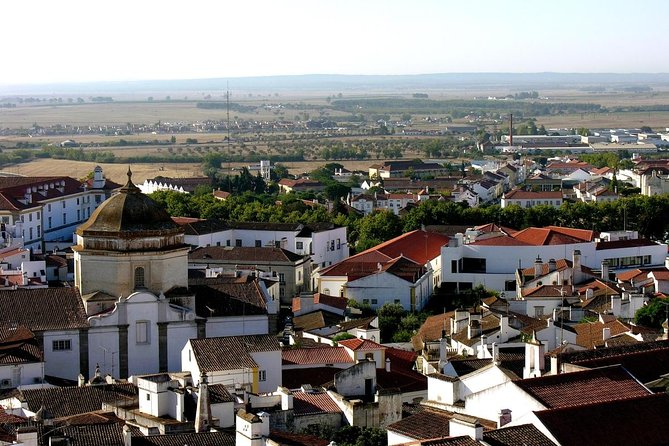 Évora Scavenger Hunt and Sights Self-Guided Tour - Key points at a glance