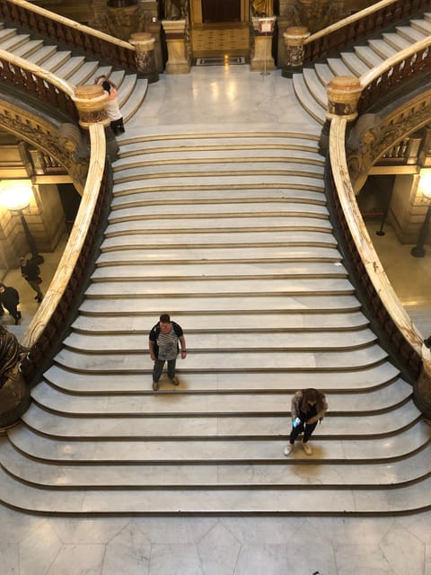 Family-friendly treasure hunt at Opera Garnier - FAQ