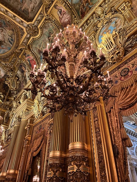 Family-friendly treasure hunt at Opera Garnier - Why the private guide can make or break the experience