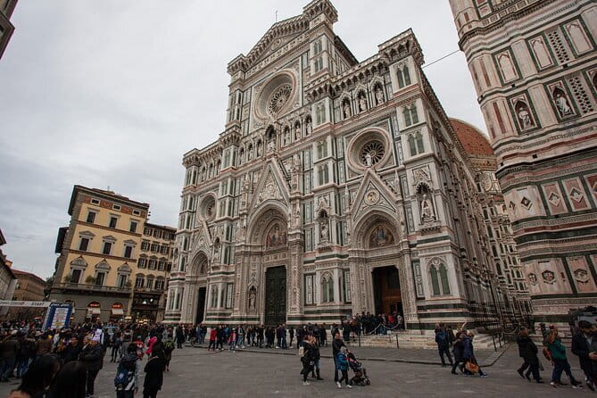 Florence Inferno: Dante’s Haunted Exploration Game and Tour - Stop six: managing directions and atmosphere