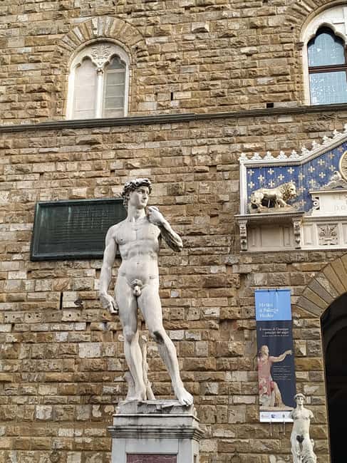 Florence: Kids Treasure Hunt in Florence Downtown - Orsanmichele and the clues between major sights