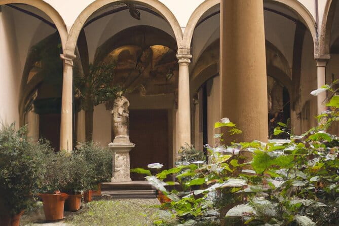 Florence Self-Guided Treasure Hunt & Medici Mystery Walking Tour - Starting at Via della Scala 16