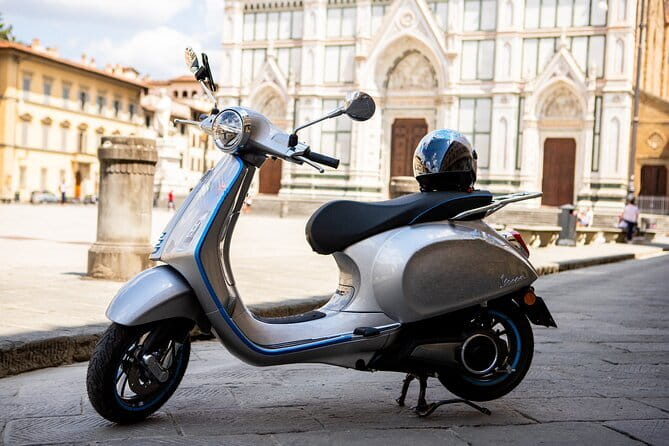 Florence Self-Guided Treasure Hunt & Medici Mystery Walking Tour - Language, age, and group fit