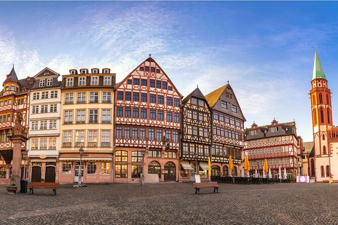 Frankfurt Old Town & Emperors: City Game & Walking Tour - What makes the Old Town route worthwhile