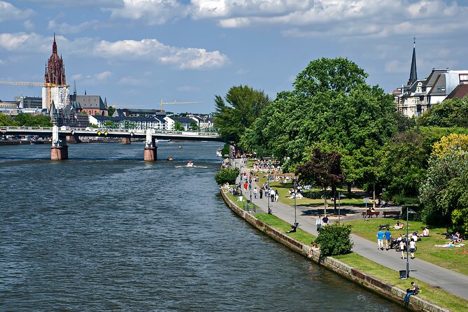 Frankfurt Scavenger Hunt and Highlights Self Guided Audio Tour - Historisches Museum and the route’s city stories
