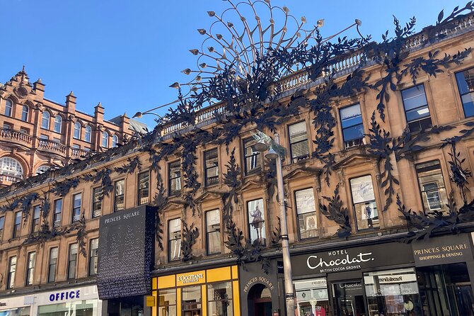 Fun and Flexible Treasure Hunt Around Glasgow with Cryptic Clues - Glasgow Green gives you breathing room