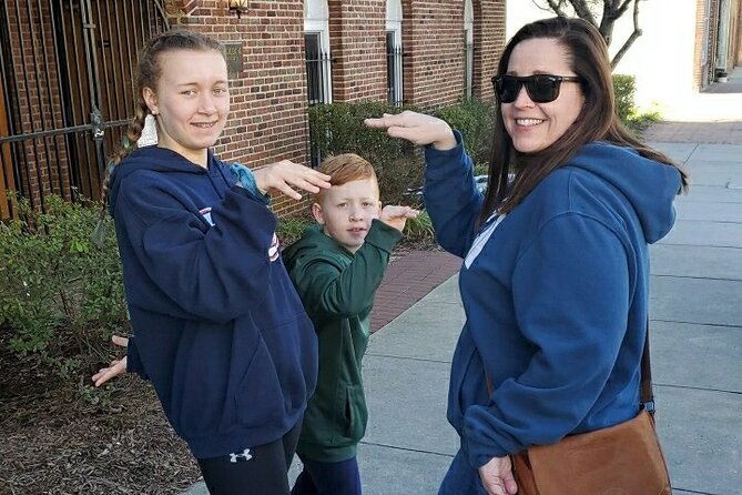 Fun City Scavenger Hunt in Albuquerque by Wacky Walks - Who will enjoy this Albuquerque activity