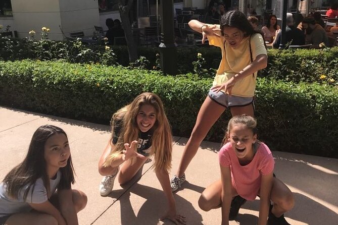 Fun City Scavenger Hunt in Baltimore by Crazy Dash - Finding items in any order