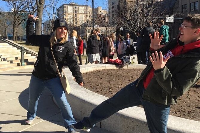 Fun Scavenger Hunt in Overland Park by Zombie Scavengers - A flexible route, not a fixed sightseeing tour