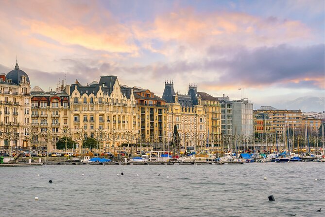 Geneva Scavenger Hunt and Highlights Self Guided Audio Tour - Key points at a glance