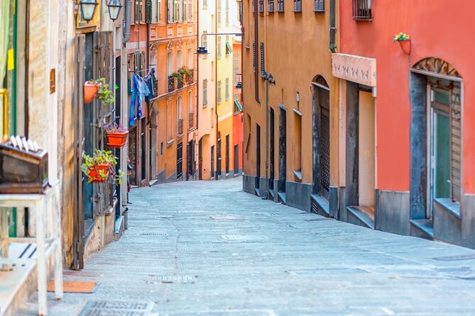 Genoa Historic Centre Quest: A Self-Guided Puzzle Adventure - Palazzo San Giorgio leads you toward the port