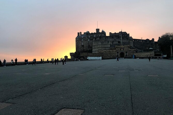 Ghosts of Edinburgh: Bloody Past Exploration Game and Tour - The Grassmarket’s grim history