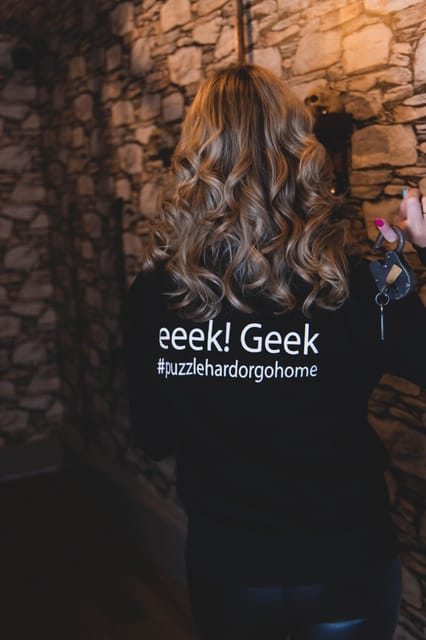 Glasgow: Escape Room The Ghost of Mary Queen of Scots - Why the private group format helps