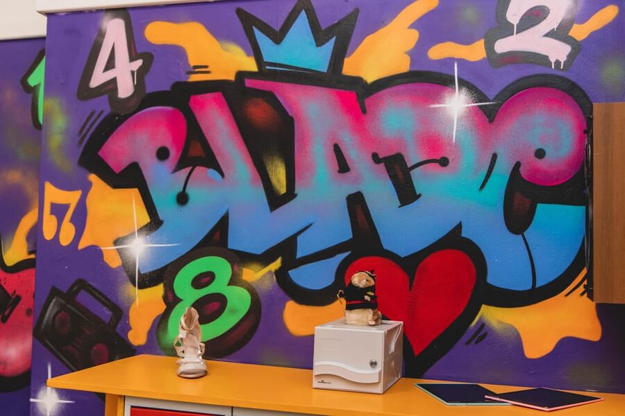 Glasgow: Stuck in the 90s... A Nostalgic Musical Escape Room - Who will get the most from this Glasgow escape room