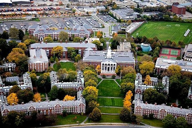 Harvard University Scavenger Hunt and Escape Game - Key points at a glance
