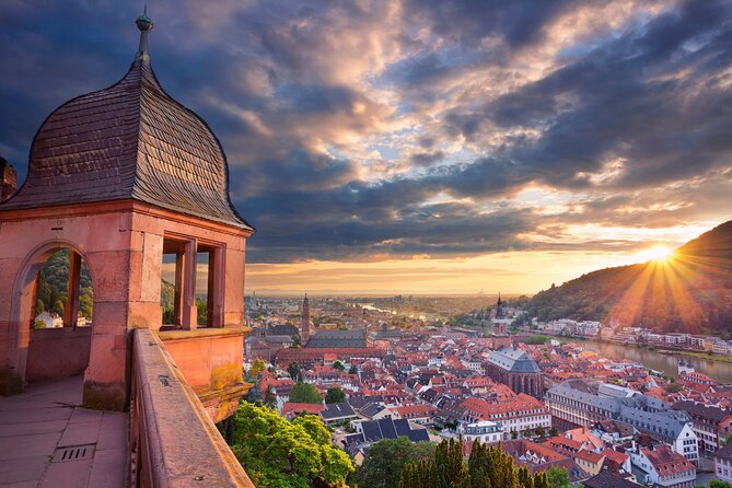 Heidelberg Scavenger Hunt and Highlights Self Guided Audio Tour - Kornmarkt and Karlsplatz